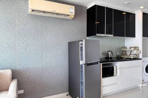 Studio dans le Condo à Pattaya, Thaïlande  № 161681 - photo 17