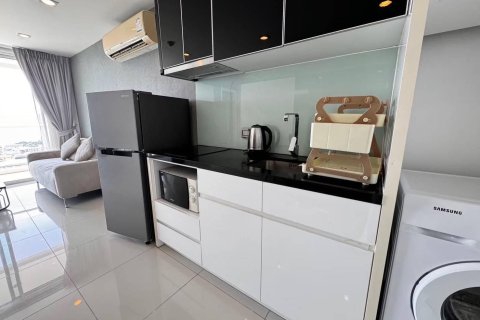 Studio dans le Condo à Pattaya, Thaïlande  № 161681 - photo 28