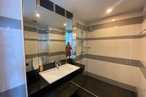 Studio dans le Condo à Pattaya, Thaïlande  № 161681 - photo 10