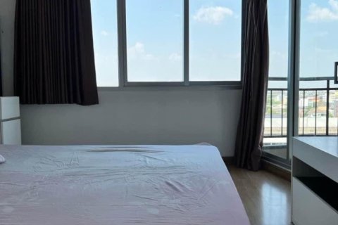 Кондоминиум с 2 спальнями в Хуай Кванге, Бангкок, Таиланд № 149797 - фото 5