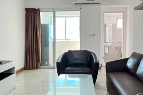 Кондоминиум с 2 спальнями в Хуай Кванге, Бангкок, Таиланд № 149797 - фото 2