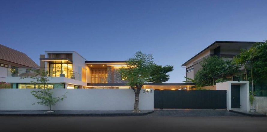 Дом в Чиангмае, Таиланд с 4 спальнями  № 149798