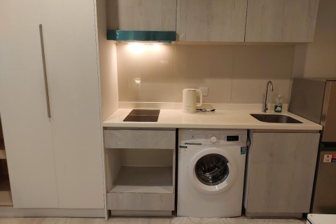 Studio in the Condo in Pathum Wan, Bangkok, Thailand  № 149744 - photo 3