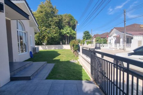 House in Phuket, Thailand 2 bedrooms № 160335 - photo 5