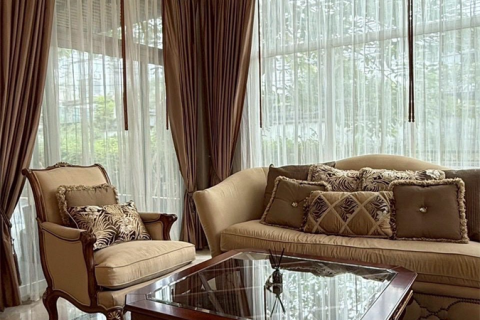 Maison à Bangkok, Thaïlande 5 chambres № 189310