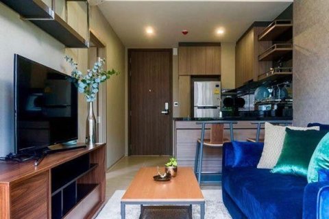 Studio in the Condo in Watthana, Bangkok, Thailand  № 159434 - photo 2