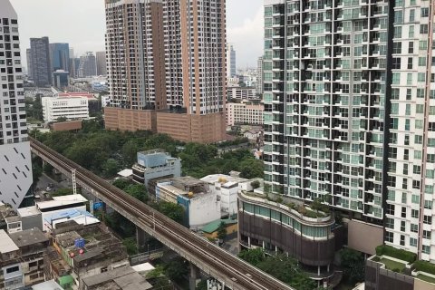 Studio dans le Condo à Phaya Thai, Bangkok, Thaïlande  № 159428 - photo 15