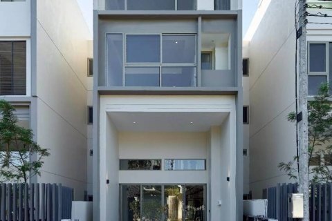 Дом в Чиангмае, Таиланд с 4 спальнями  № 159431