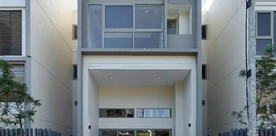 Дом в Чиангмае, Таиланд с 4 спальнями  № 159431