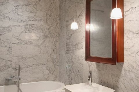 Studio dans le Condo à Watthana, Bangkok, Thaïlande № 159433 - photo 4