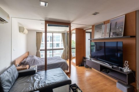 Studio dans le Condo à Khlong Toei, Bangkok, Thaïlande  № 159429 - photo 15