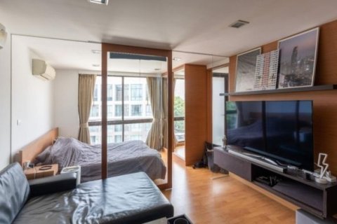 Studio dans le Condo à Khlong Toei, Bangkok, Thaïlande  № 159429 - photo 16