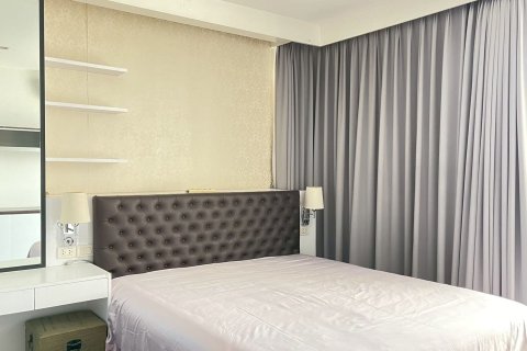 Condo in Ratchathewi, Bangkok, Thailand, 3 bedrooms  № 171612 - photo 6