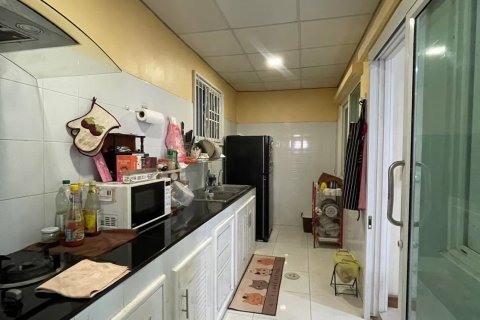 Таунхаус в Банг Круае, Таиланд с 4 спальнями  № 145194 - фото 4