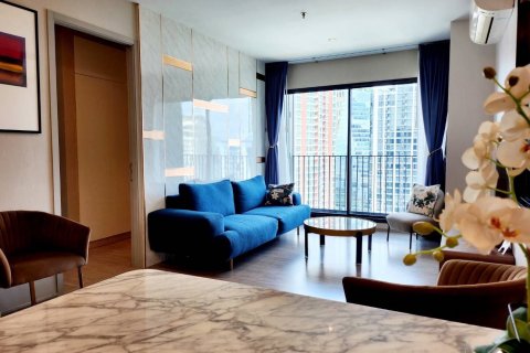 Condo in Watthana, Bangkok, Thailand, 2 bedrooms  № 145193 - photo 2