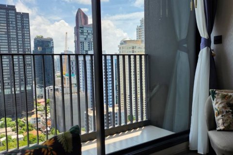 Condo in Watthana, Bangkok, Thailand, 2 bedrooms  № 145193 - photo 9