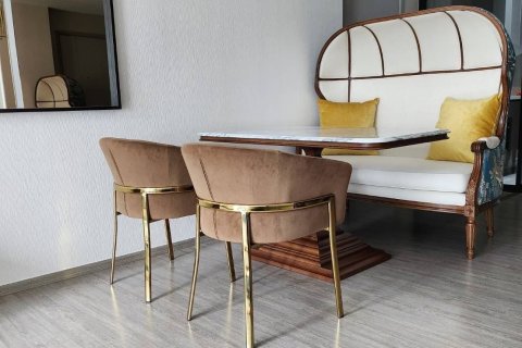 Condo in Watthana, Bangkok, Thailand, 2 bedrooms  № 145193 - photo 4