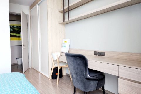 Condo in Watthana, Bangkok, Thailand, 2 bedrooms  № 145193 - photo 15