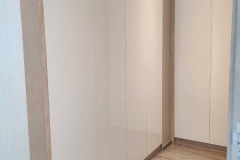 Condo in Watthana, Bangkok, Thailand, 2 bedrooms  № 145193 - photo 12