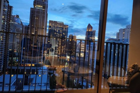 Condo in Watthana, Bangkok, Thailand, 2 bedrooms  № 145193 - photo 8