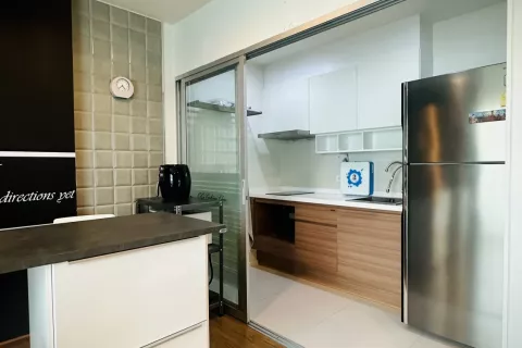 Кондоминиум с 2 спальнями в Сатхоне, Бангкок, Таиланд № 144837 - фото 6