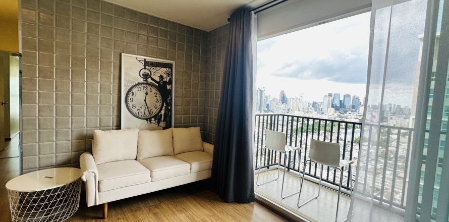 Кондоминиум с 2 спальнями в Сатхоне, Бангкок, Таиланд № 144837