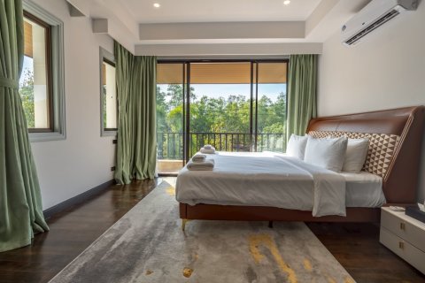 Дом в Пхукете, Таиланд с 5 спальнями  № 170447 - фото 30