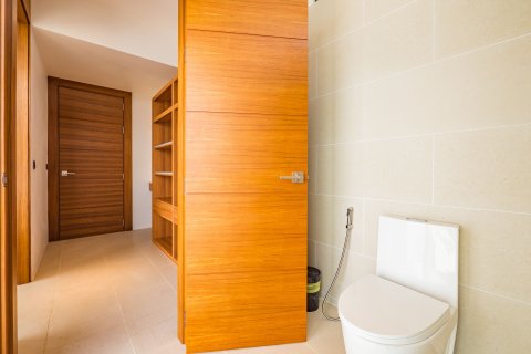 Villa in Ko Samui, Thailand 3 bedrooms № 170445 - photo 27