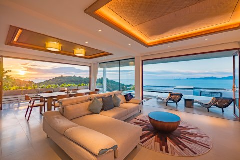 Villa in Ko Samui, Thailand 3 bedrooms № 170445 - photo 18