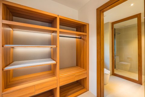 Villa in Ko Samui, Thailand 3 bedrooms № 170445 - photo 12