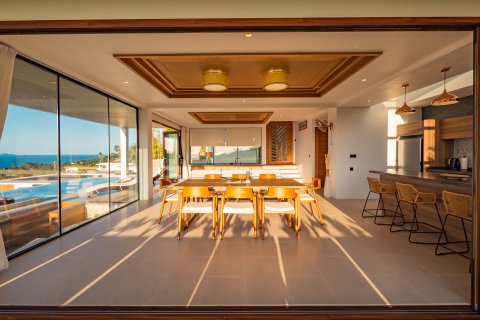 Villa in Ko Samui, Thailand 3 bedrooms № 170445 - photo 5