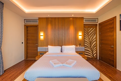 Villa in Ko Samui, Thailand 3 bedrooms № 170445 - photo 11