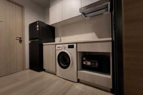 Студия в кондо в Патхум Ване, Бангкок, Таиланд № 148350 - фото 4