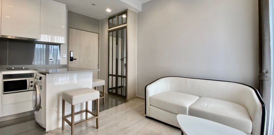 Студия в кондо в Ваттхане, Бангкок, Таиланд № 148349