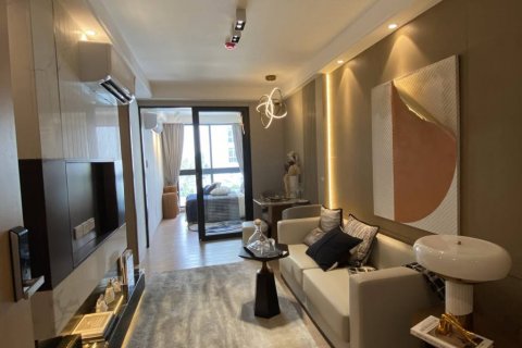 Condo in Bangkok, Thailand, 2 bedrooms  № 115065 - photo 2