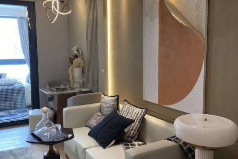 Condo in Bangkok, Thailand, 2 bedrooms  № 115065 - photo 3