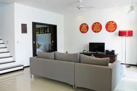 Townhouse in Phuket, Thailand 3 bedrooms № 209942 - photo 3