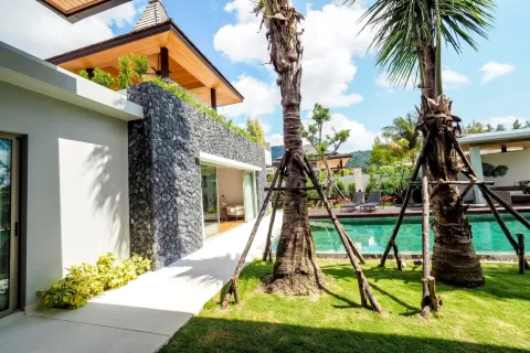 Villa in Phuket, Thailand 3 bedrooms № 177824 - photo 19