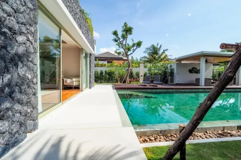 Villa in Phuket, Thailand 3 bedrooms № 177824 - photo 17