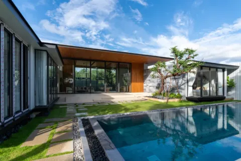 Villa in Phuket, Thailand 3 bedrooms № 177825
