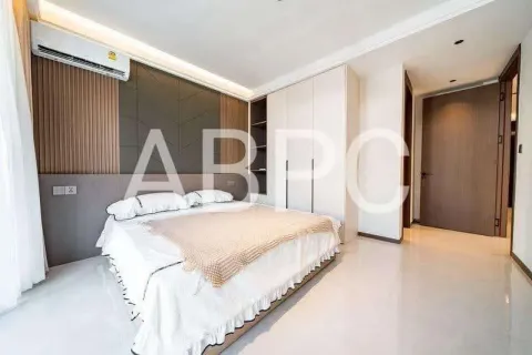 Casa de 6 dormitorios en Pattaya, Tailandia № 211508 - foto 10