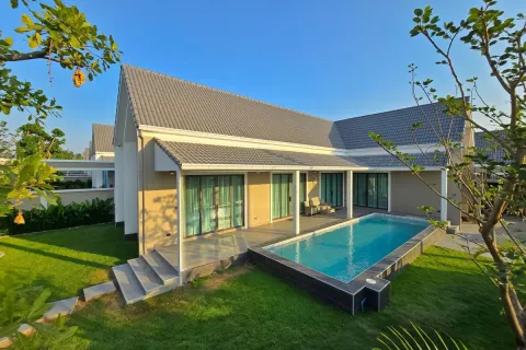 Casa de 3 dormitorios en Pattaya, Tailandia № 211506 - foto 17