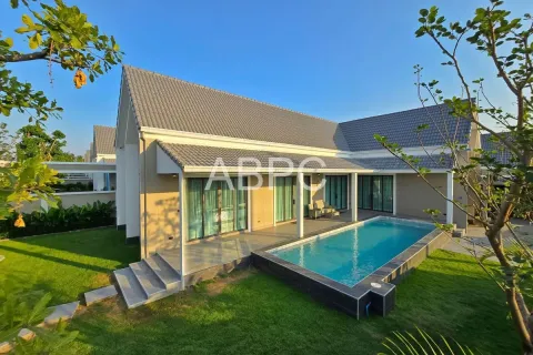 Casa de 3 dormitorios en Pattaya, Tailandia № 211506 - foto 3
