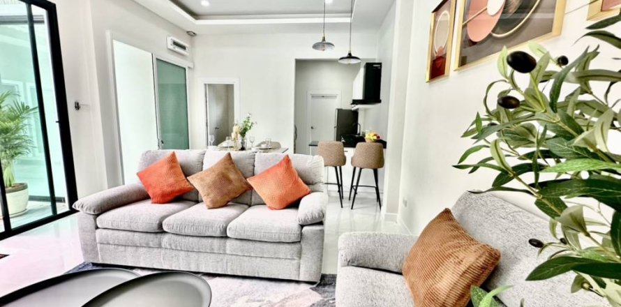 Villa à Hua Hin, Thaïlande 4 chambres № 155295