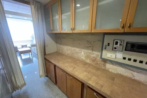 Townhouse in Pak Kret, Thailand 5 bedrooms № 141902 - photo 10