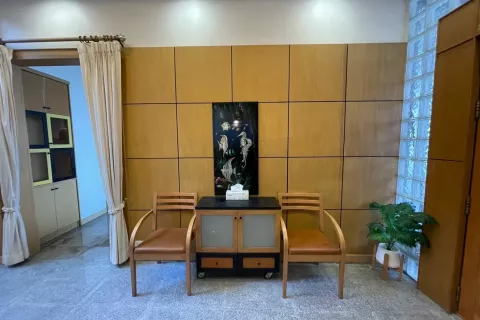 Townhouse in Pak Kret, Thailand 5 bedrooms № 141902 - photo 19