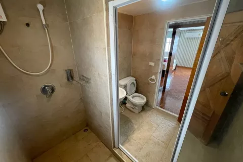 Townhouse in Pak Kret, Thailand 5 bedrooms № 141902 - photo 4