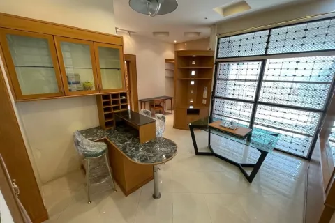 Townhouse in Pak Kret, Thailand 5 bedrooms № 141902 - photo 15
