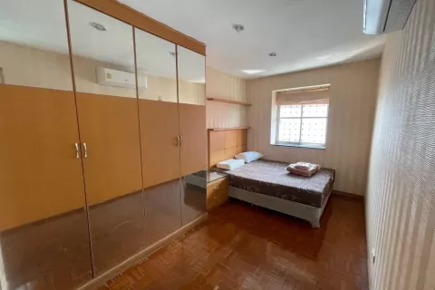 Townhouse in Pak Kret, Thailand 5 bedrooms № 141902 - photo 17