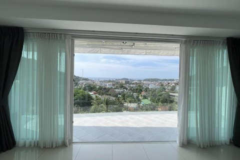 Condo in Phuket, Thailand, 2 bedrooms № 156368 - photo 4